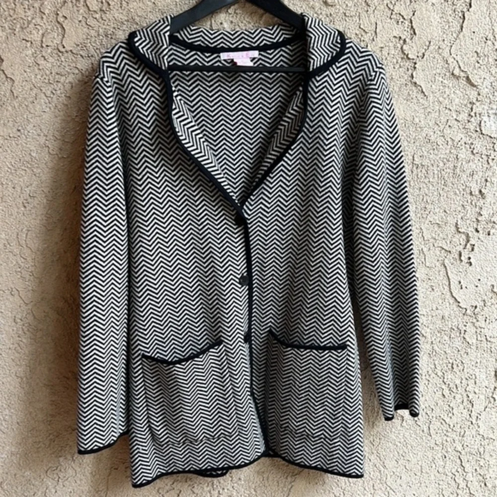 Katie &‎ Elie 100% Merino Wool chevron sweater/blazer/cardigan size M